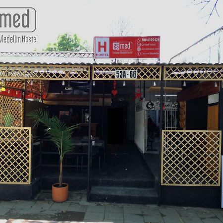 Esmed Hostel 메딜린 외부 사진