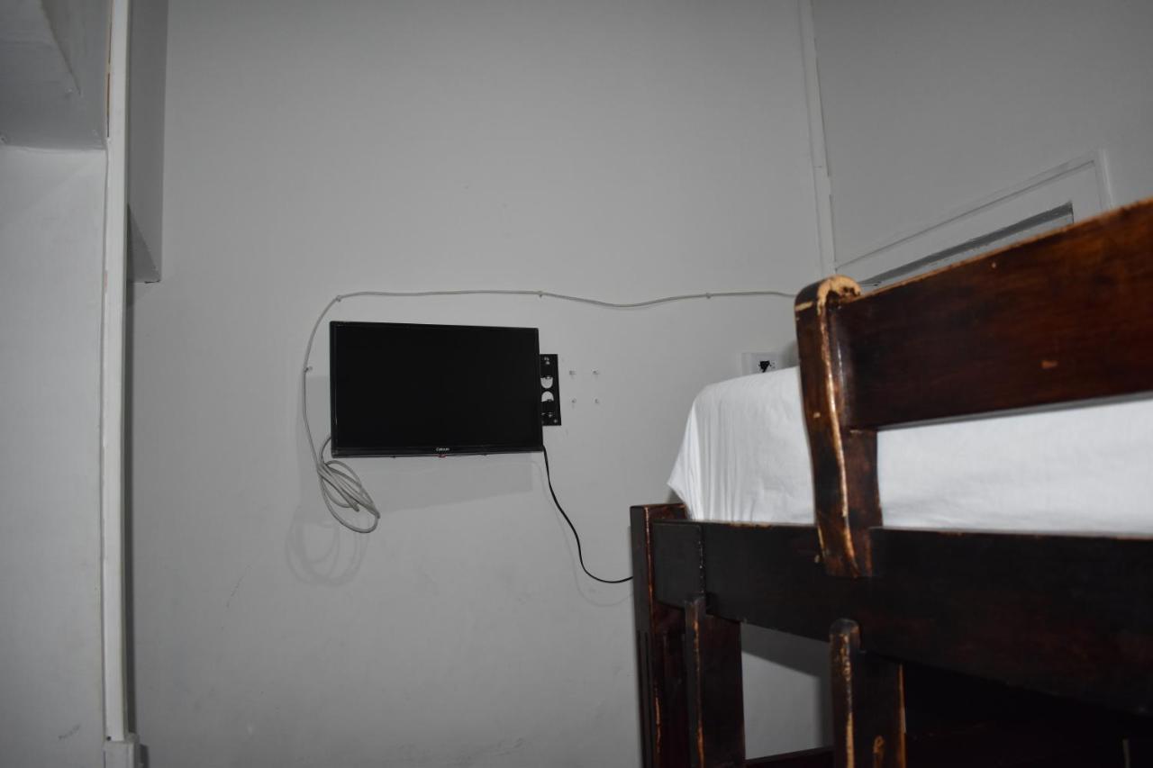 Esmed Hostel 메딜린 외부 사진